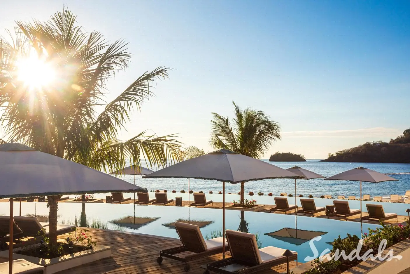 Saint Vincent and the Grenadines Travel Guide: Islands, Culture, and Adventure